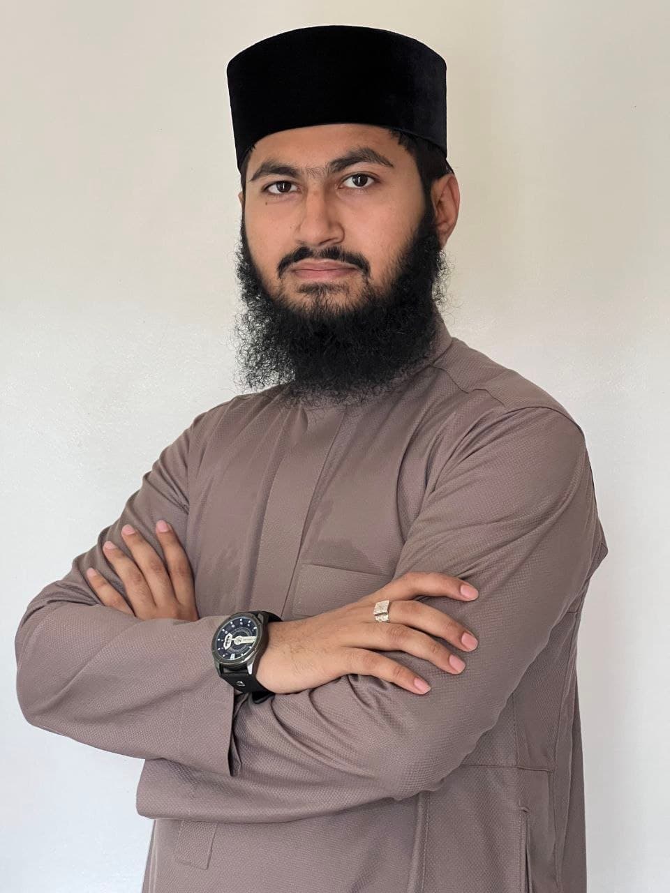 মুফতি আব্দুল্লাহ — প্রতিষ্ঠান প্রধান